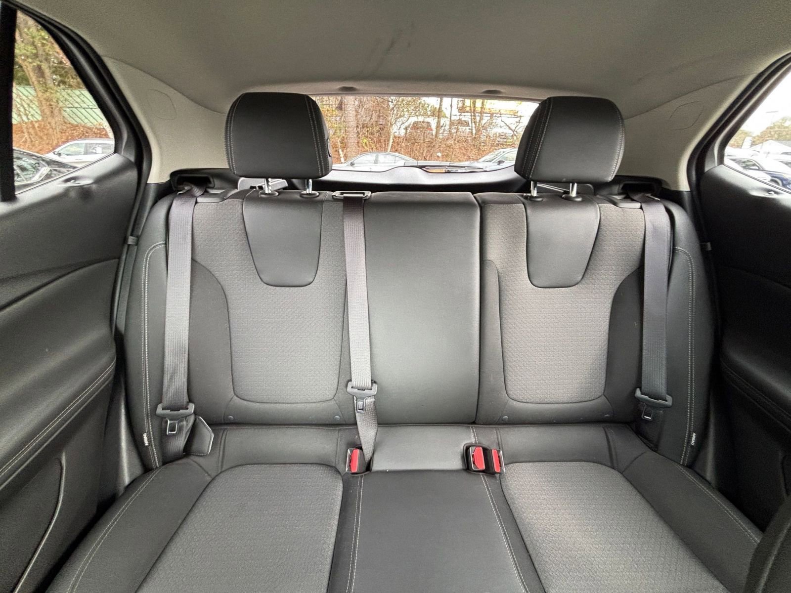 Used 2025 Buick Encore GX Preferred image 39