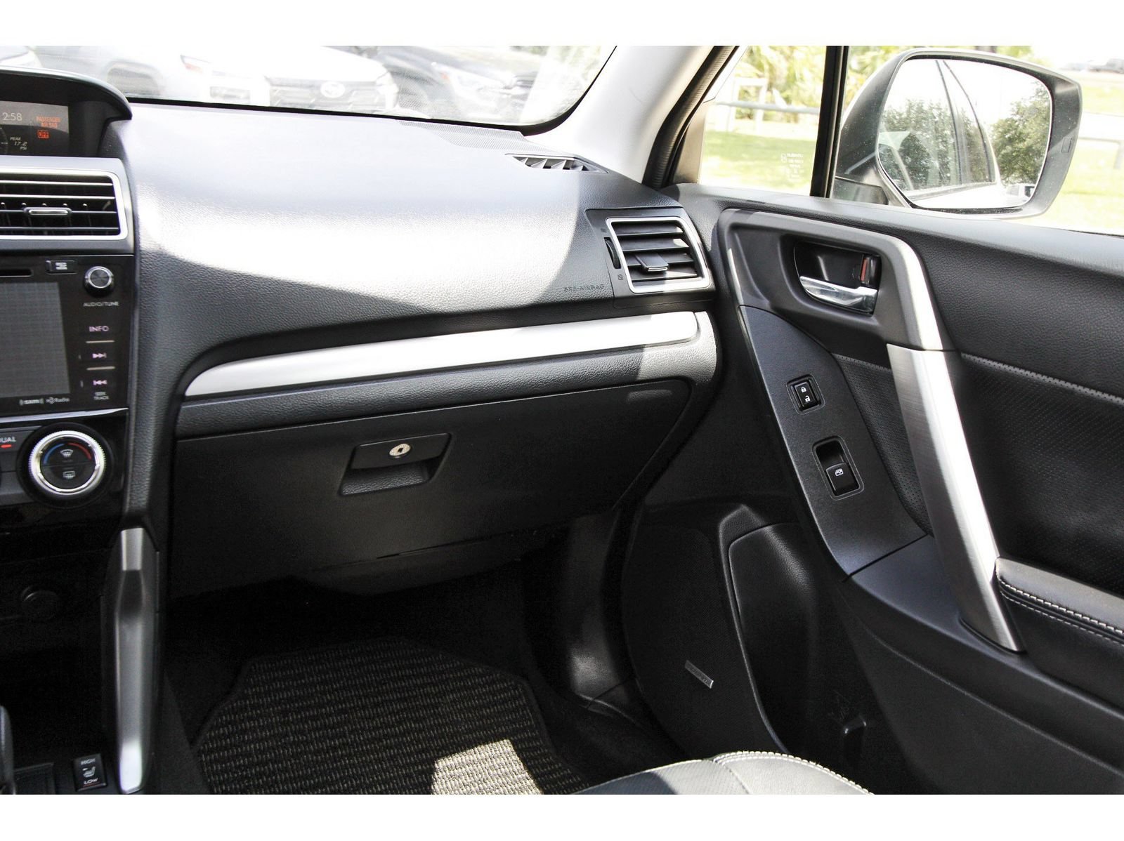 Used 2016 Subaru Forester 2.0XT Touring w/ Eyesight & Navigation System AWD/4WD image 9