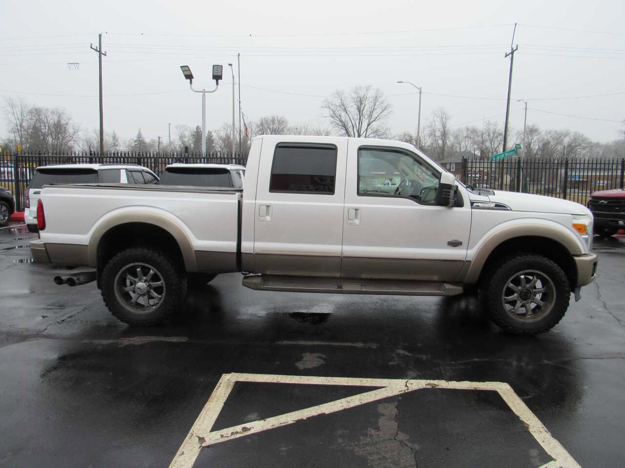 Used 2011 Ford F350 King Ranch image 5