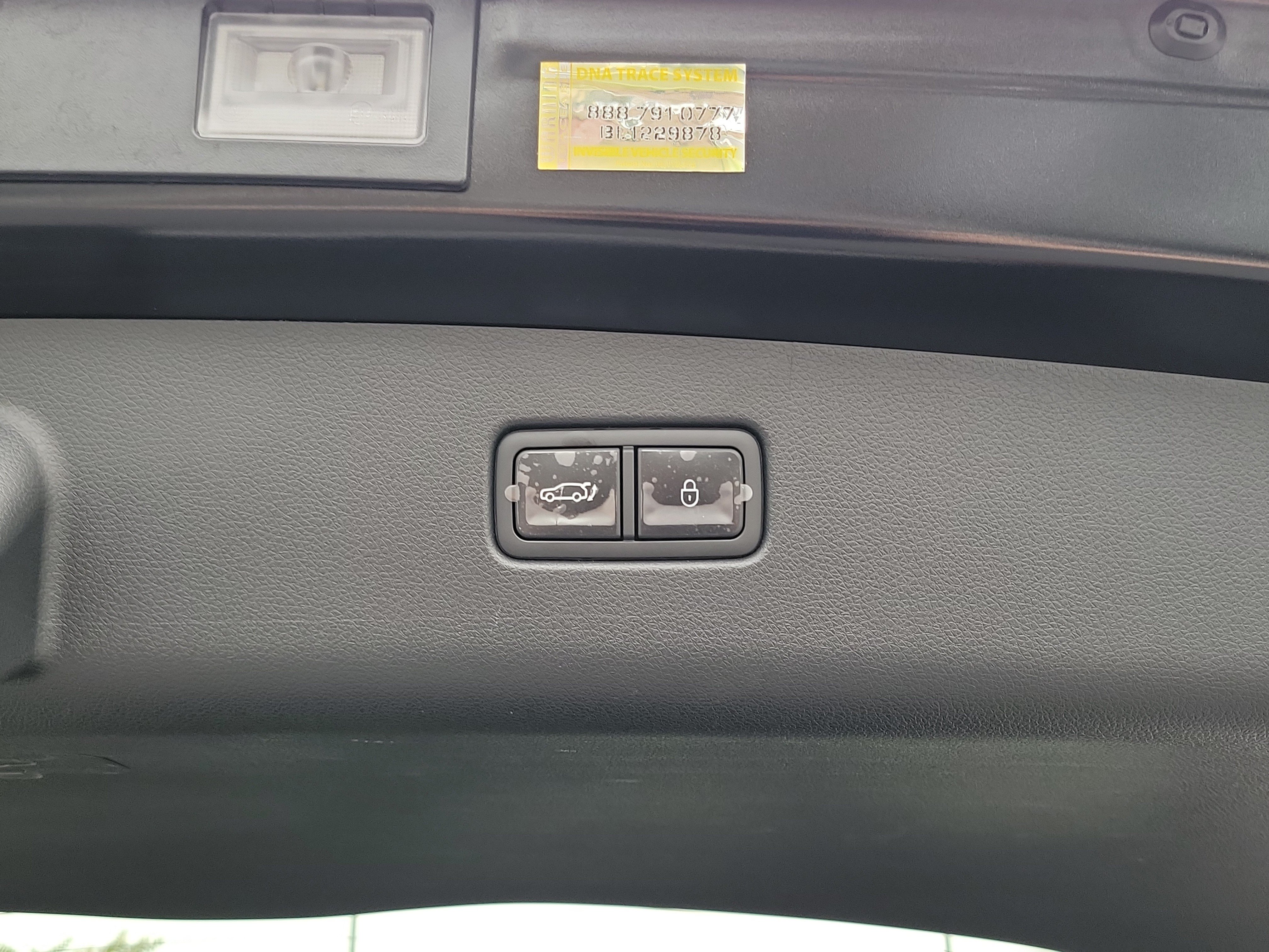 Certified 2026 Genesis GV70 3.5T Sport Advanced AWD/4WD image 19