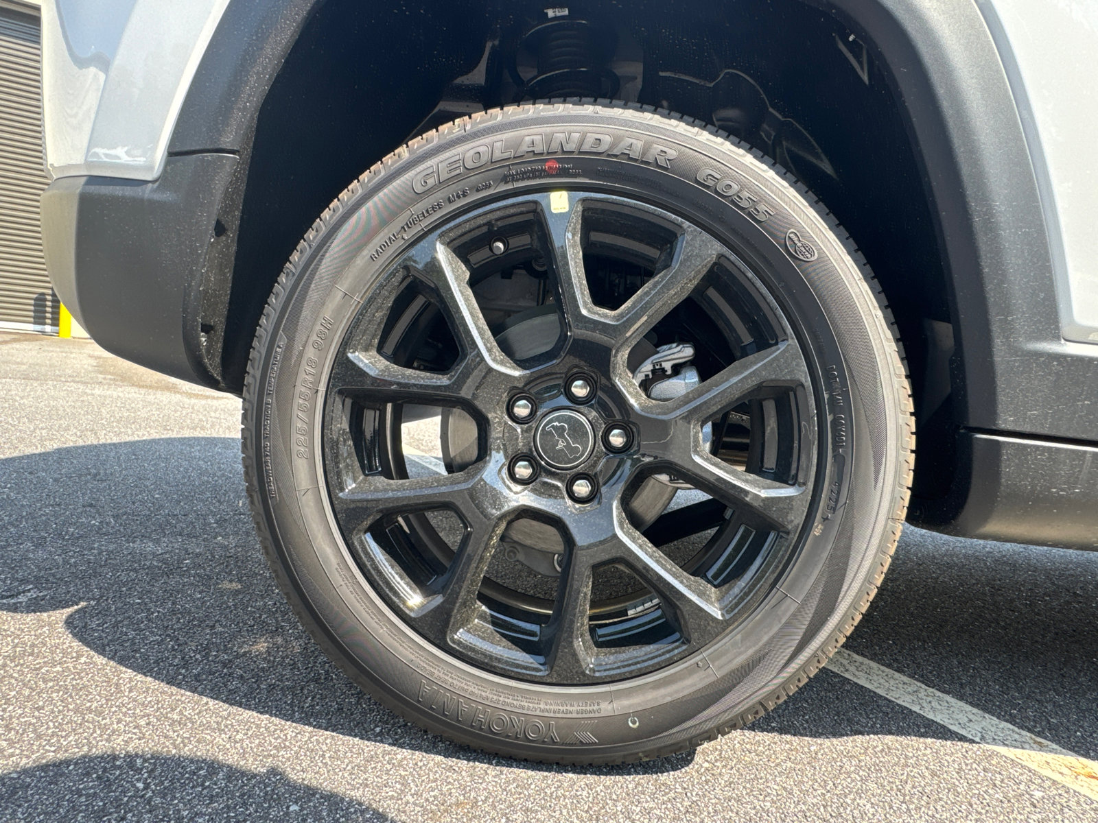 New 2026 Jeep Compass Latitude AWD/4WD image 18