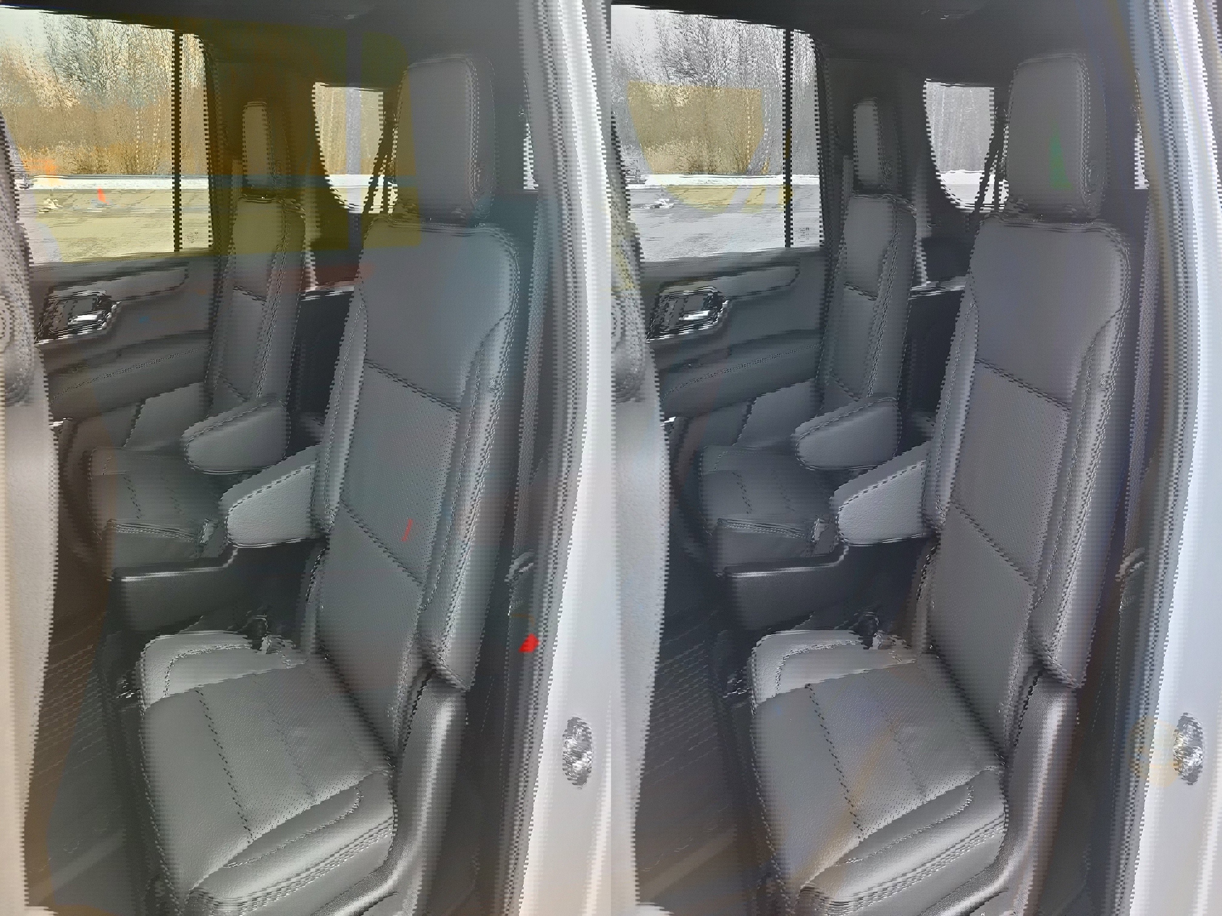 New 2026 GMC Yukon XL Denali w/ Sun & Power Step Package image 28
