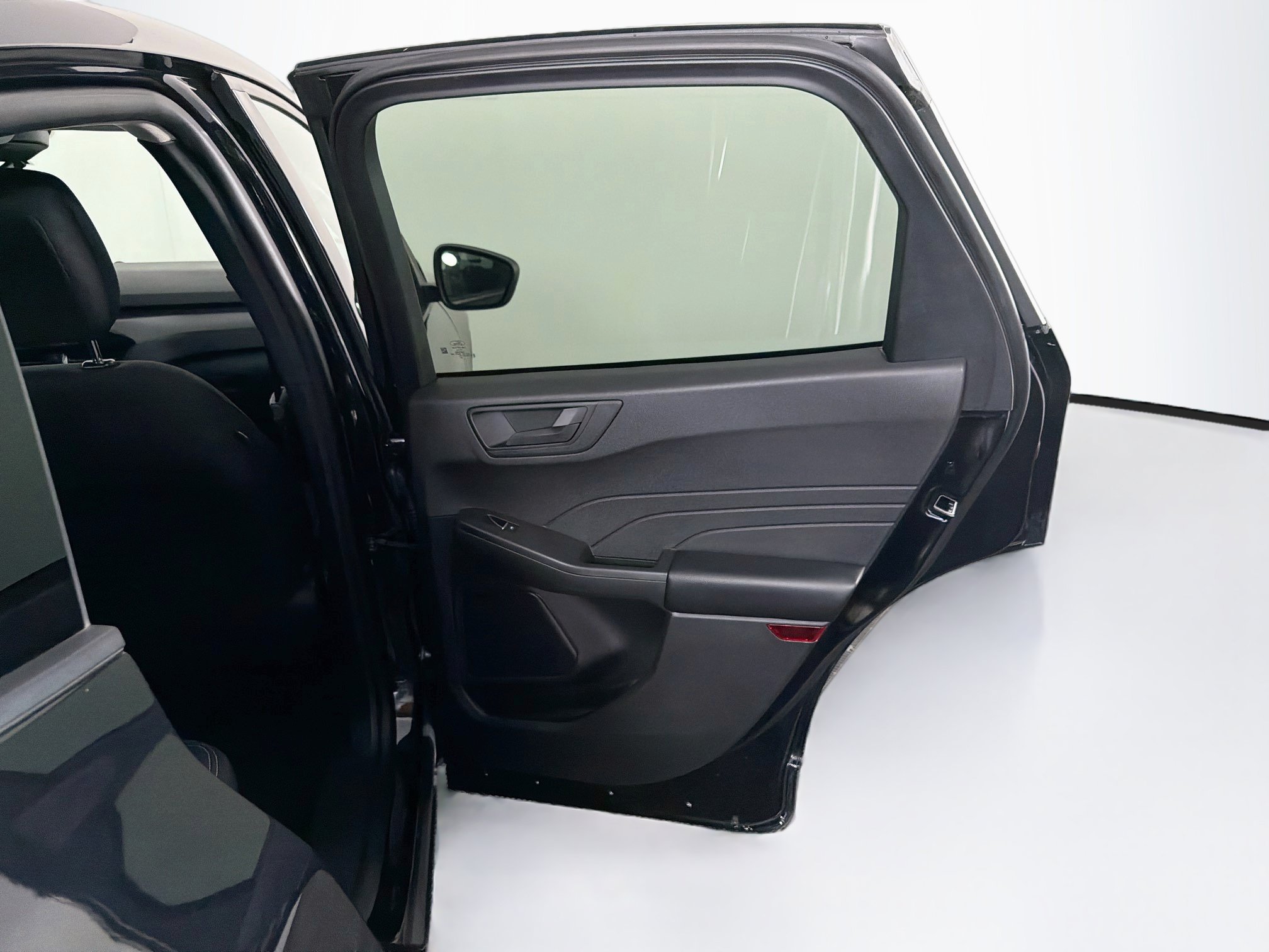 Used 2025 Ford Escape Active FWD image 31