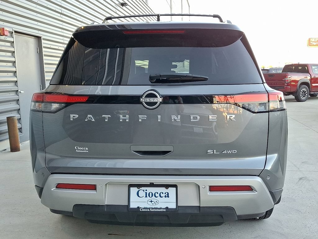 Used 2023 Nissan Pathfinder SL AWD/4WD image 8