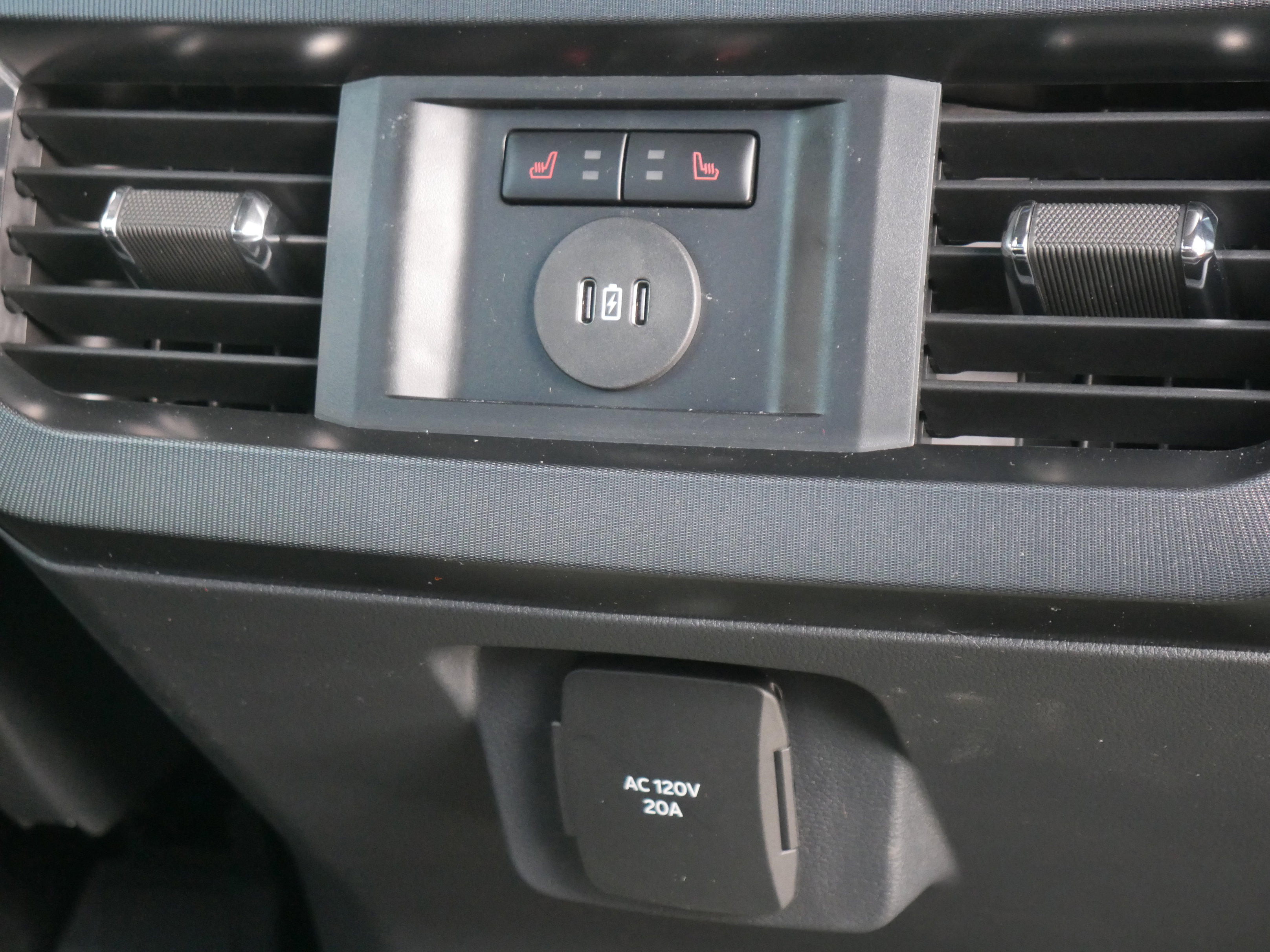 New 2026 Ford F350 Platinum image 34