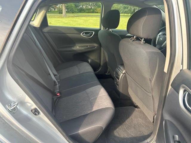 Used 2015 Nissan Sentra SV FWD image 20