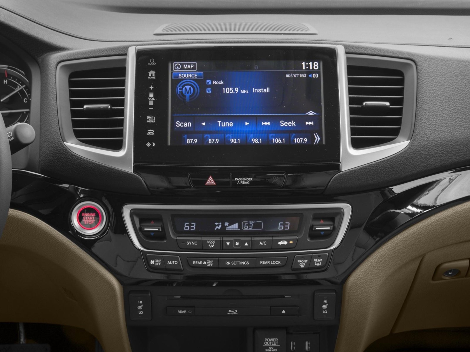 Used 2017 Honda Pilot Touring image 7