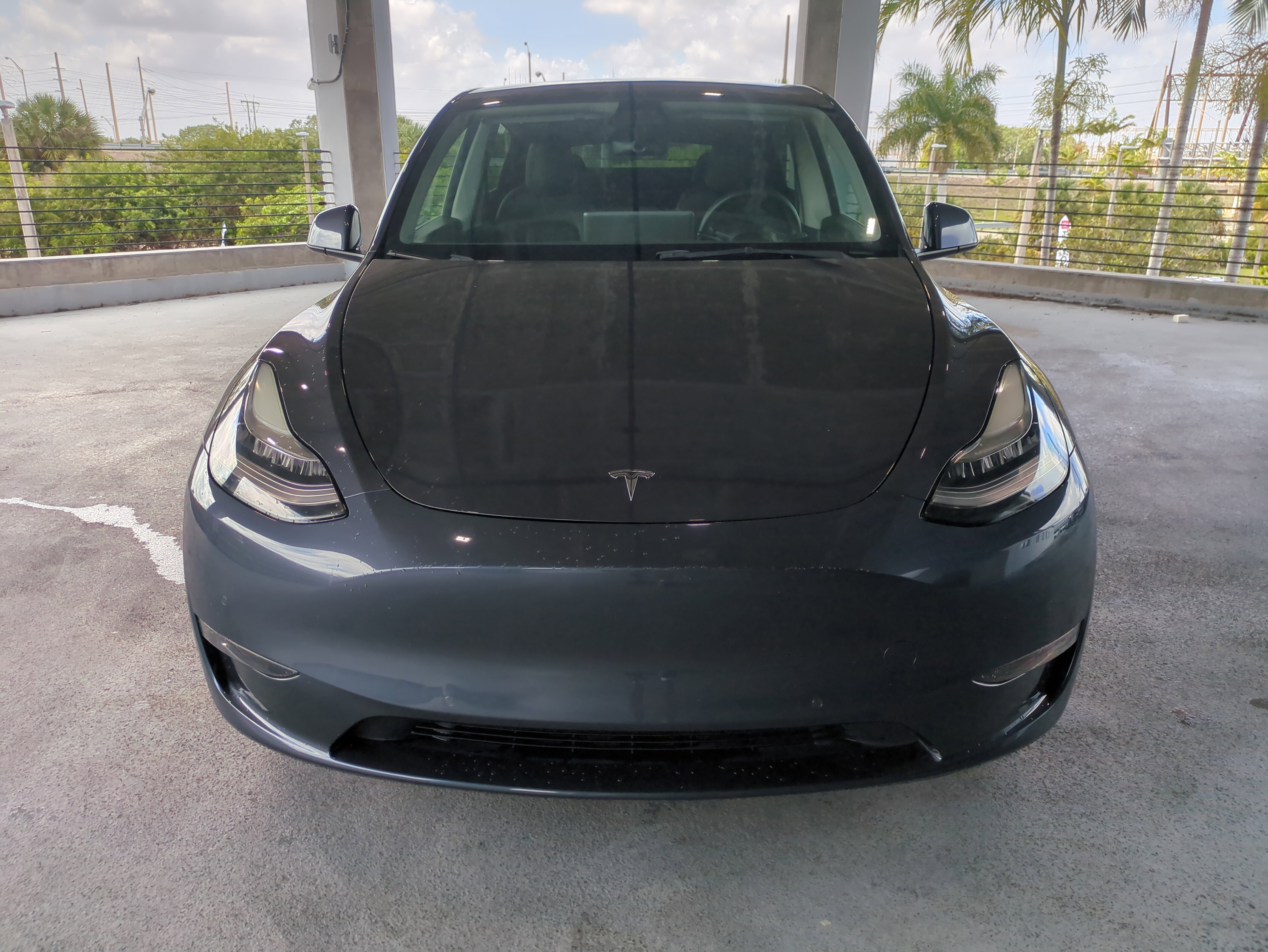Used 2022 Tesla Model Y Long Range image 3