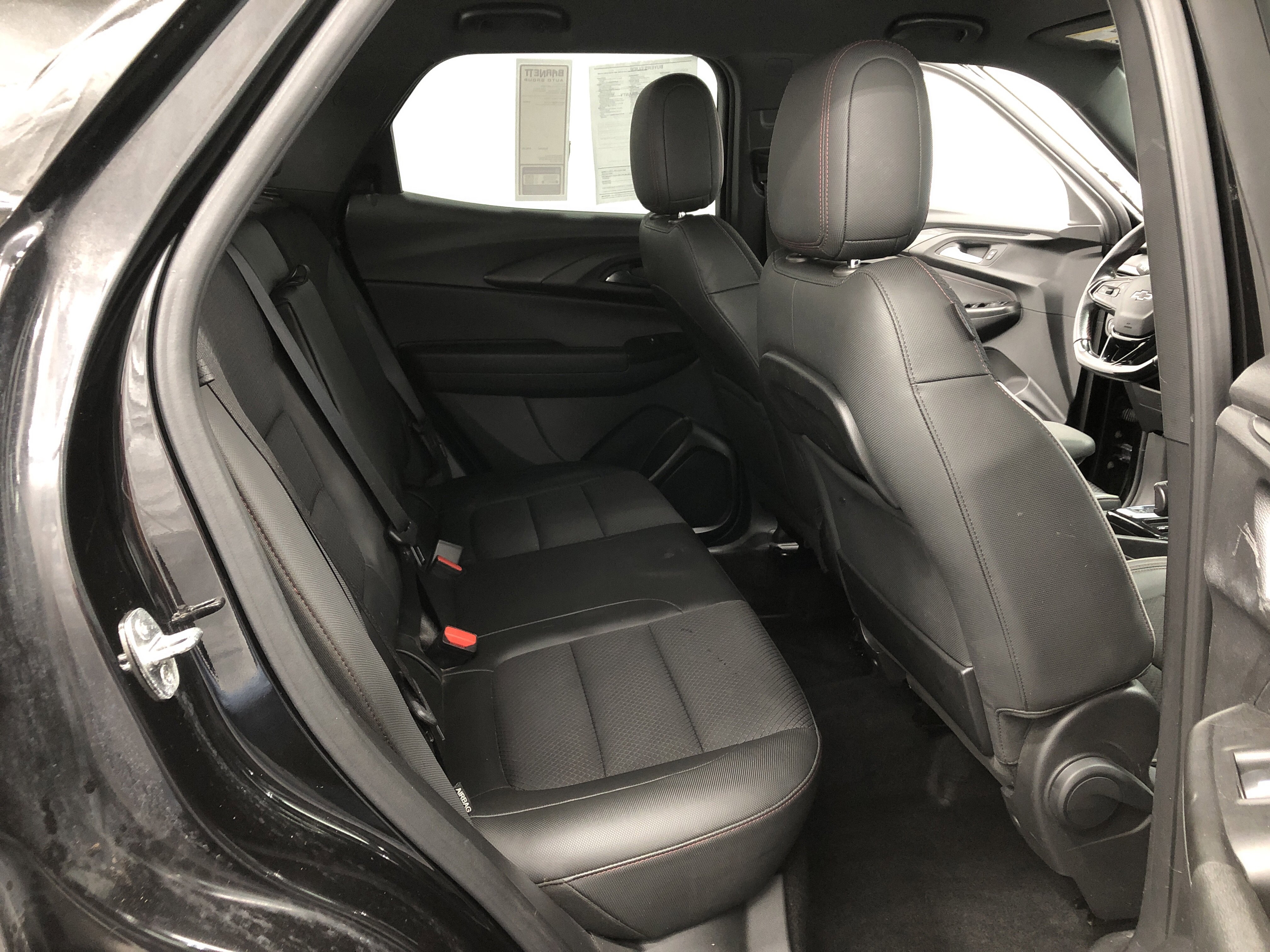 Used 2021 Chevrolet TrailBlazer RS w/ Technology Package AWD/4WD image 9