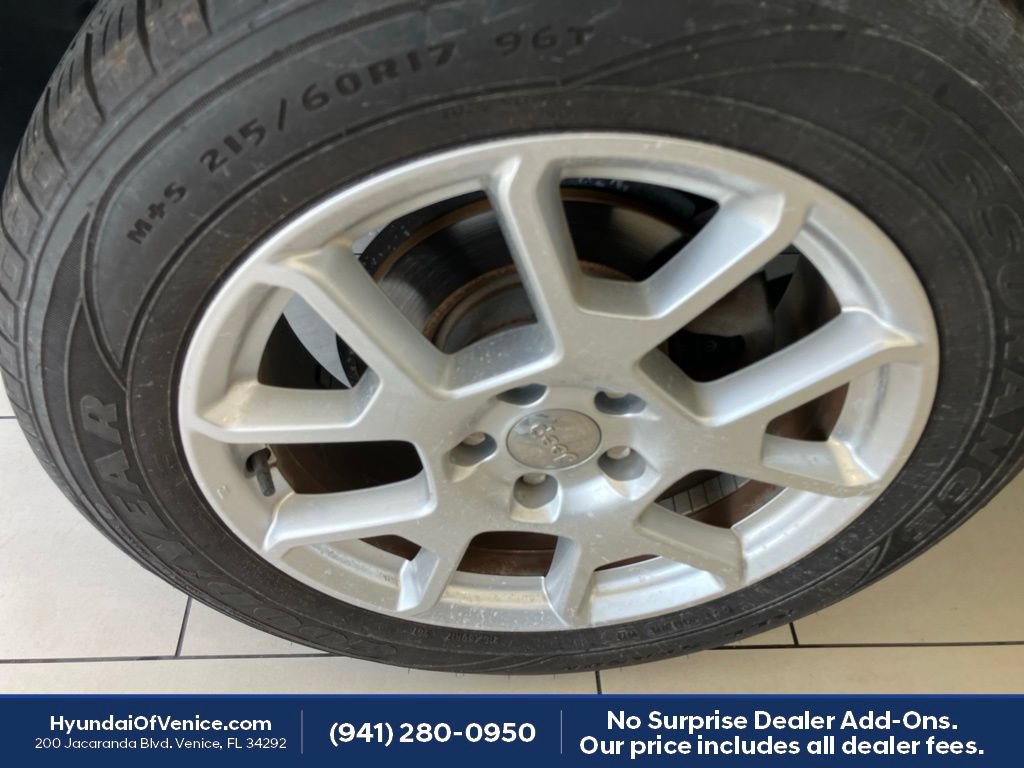 Used 2021 Jeep Renegade Latitude FWD image 11