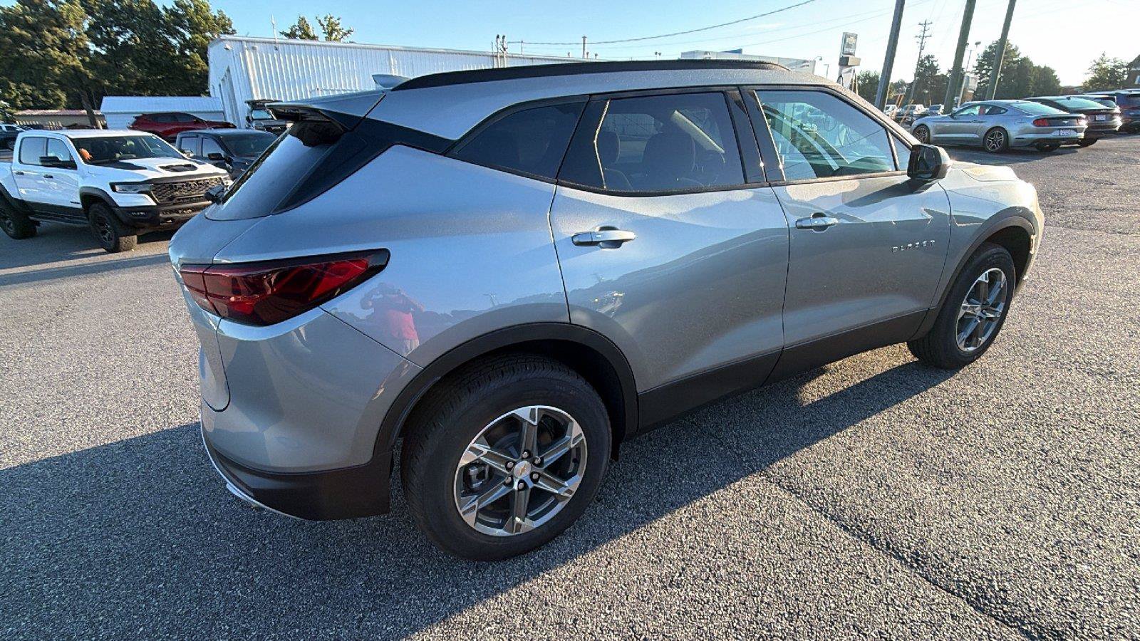 New 2026 Chevrolet Blazer LT w/ Convenience Package FWD image 8