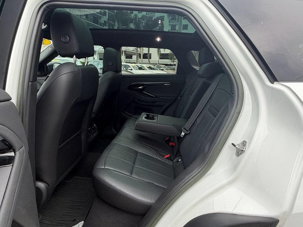 Used 2023 Land Rover Range Rover Evoque R-Dynamic S AWD/4WD image 11