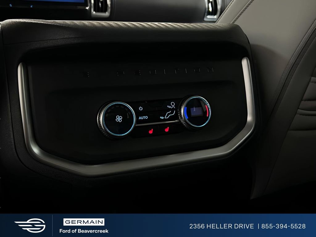 Certified 2025 Ford Expedition Platinum image 27