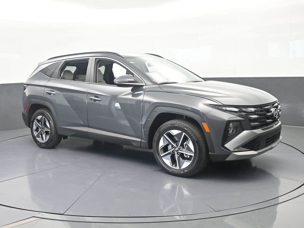 Used 2025 Hyundai Tucson SEL AWD/4WD image 8