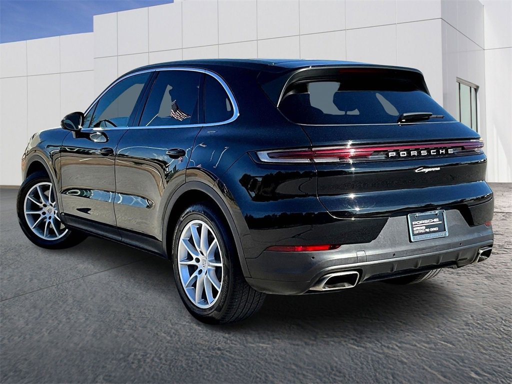 Used 2024 Porsche Cayenne image 3
