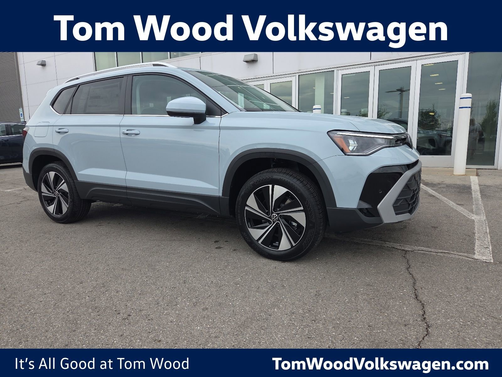 New 2026 Volkswagen Taos SE AWD/4WD image 1