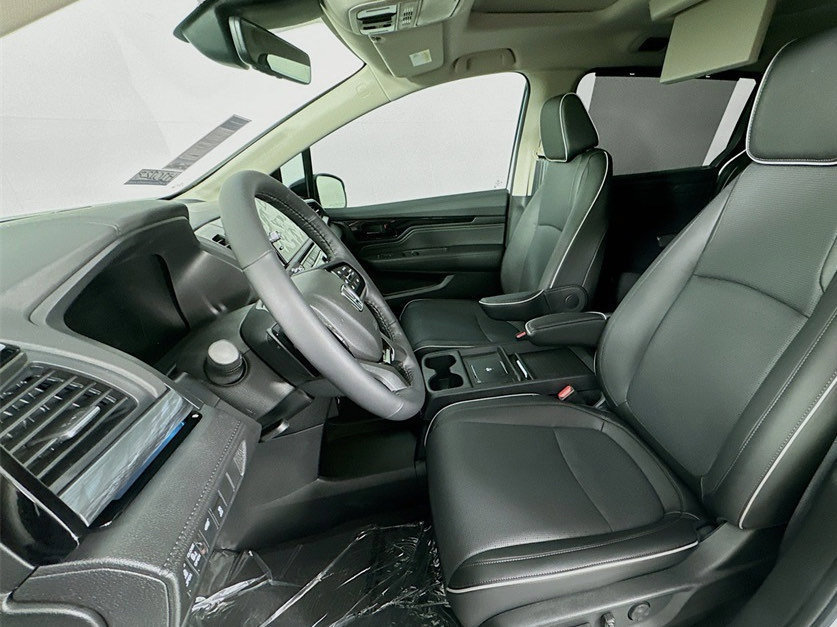 Certified 2026 Honda Odyssey Elite image 32