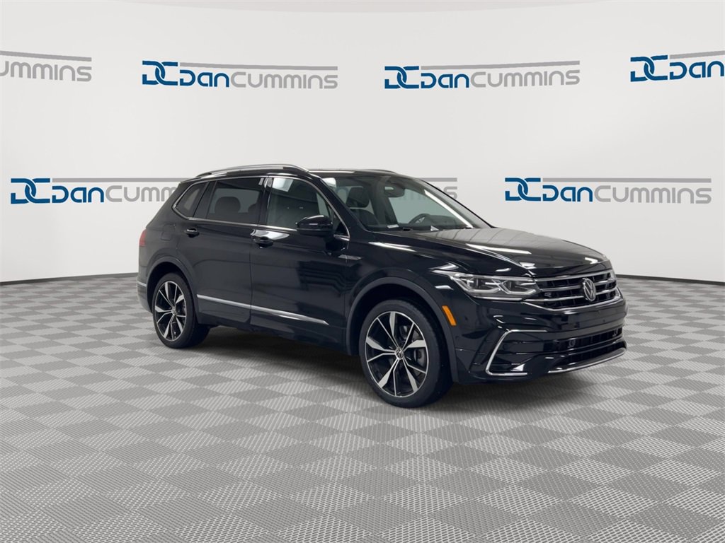 Used 2022 Volkswagen Tiguan SEL R-Line image 2
