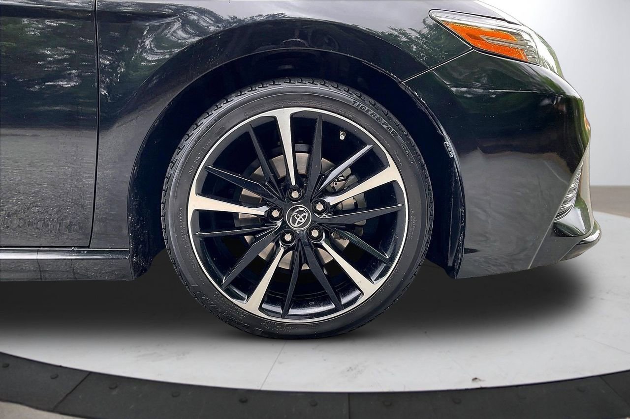 Used 2019 Toyota Camry XSE w/ Navigation Package FWD image 36