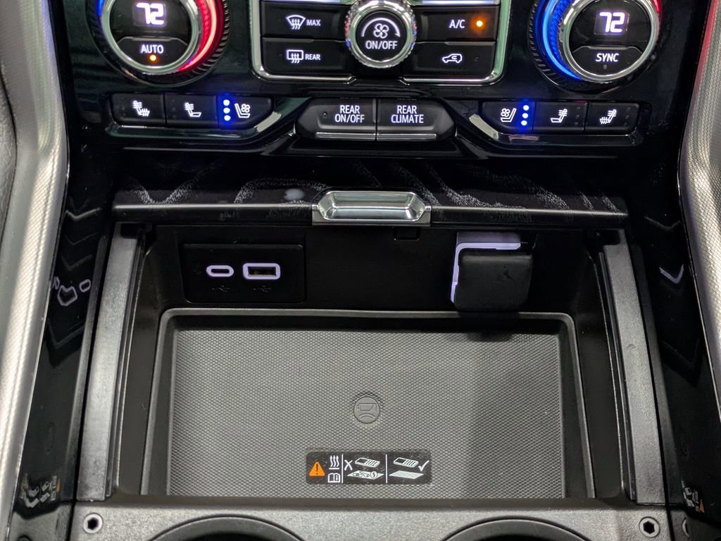 Used 2024 GMC Yukon Denali image 7