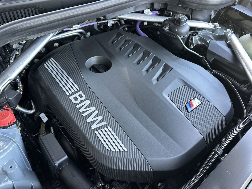 New 2026 BMW X6 xDrive40i w/ Executive Package image 30