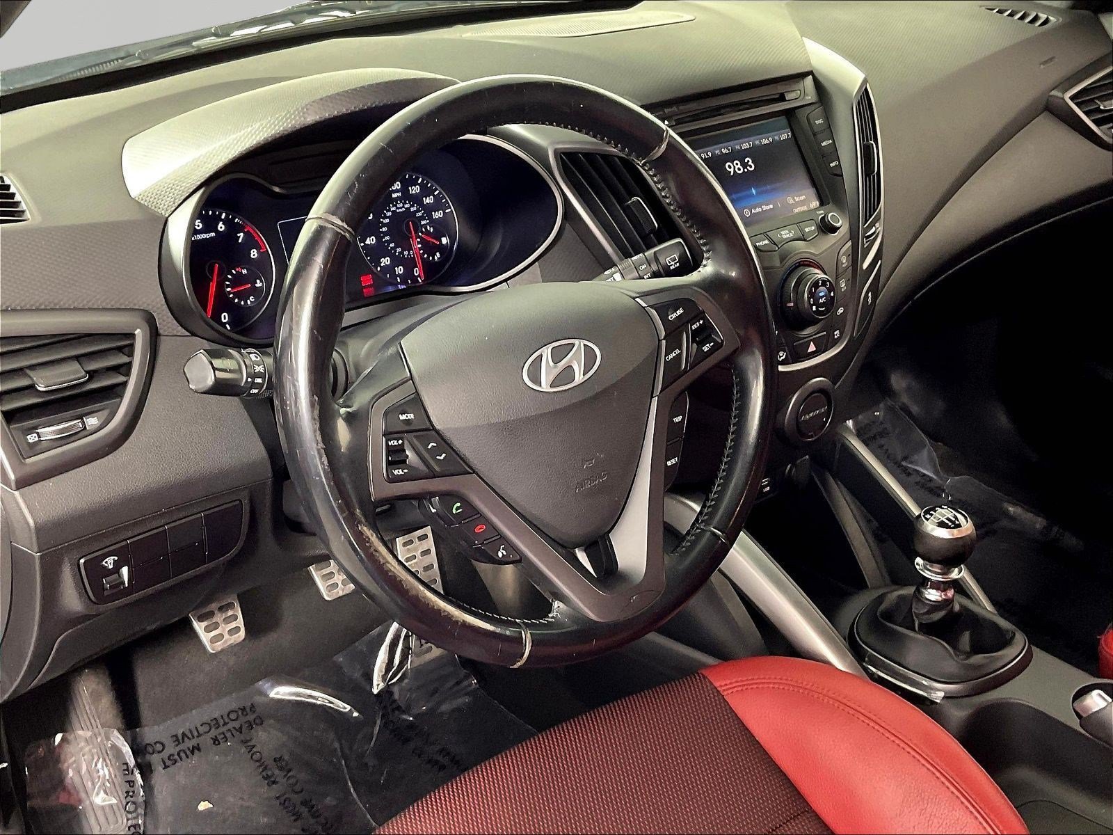 Used 2016 Hyundai Veloster Turbo R-Spec FWD image 16