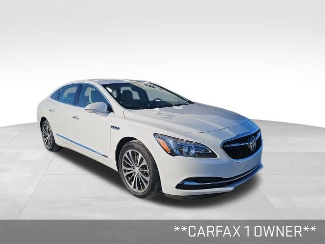 Used 2018 Buick LaCrosse Preferred image 2