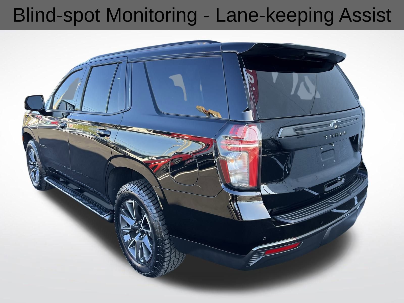 Used 2022 Chevrolet Tahoe Z71 w/ Luxury Package image 11