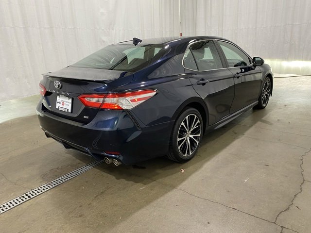 Used 2020 Toyota Camry SE image 4