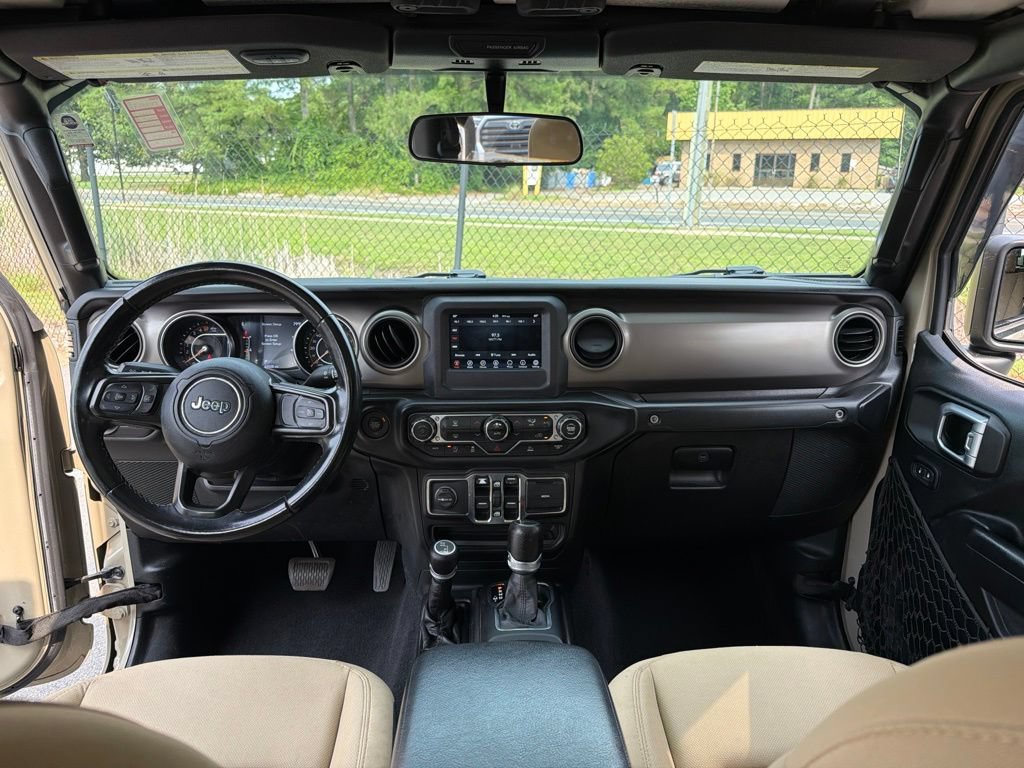 Used 2020 Jeep Gladiator Sport w/ Quick Order Package 24S AWD/4WD image 8