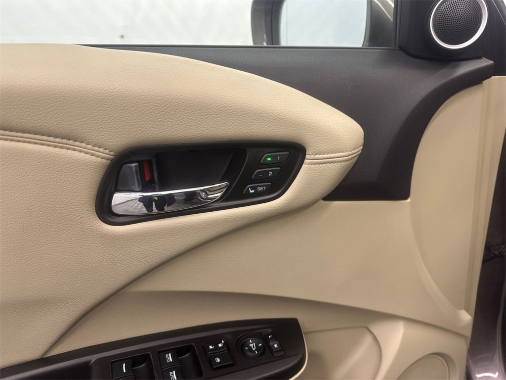 Used 2013 Acura RDX FWD w/ Technology Package image 12