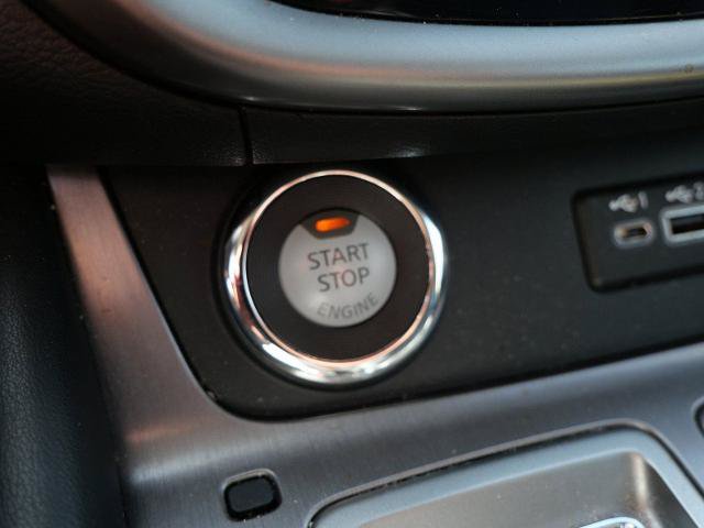 Certified 2023 Nissan Murano SV w/ SV Midnight Edition Package AWD/4WD image 22