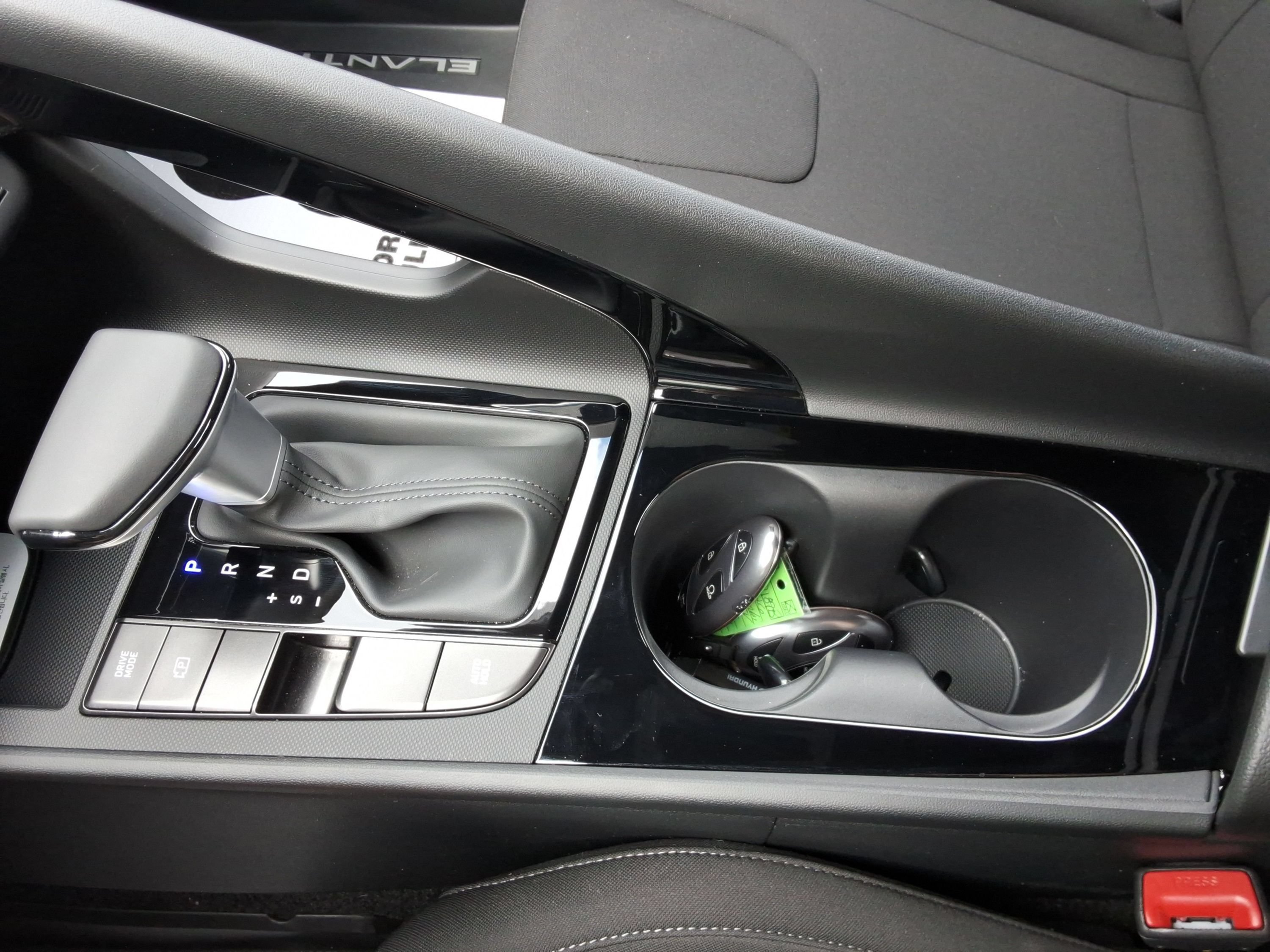Used 2026 Hyundai Elantra SEL FWD image 18