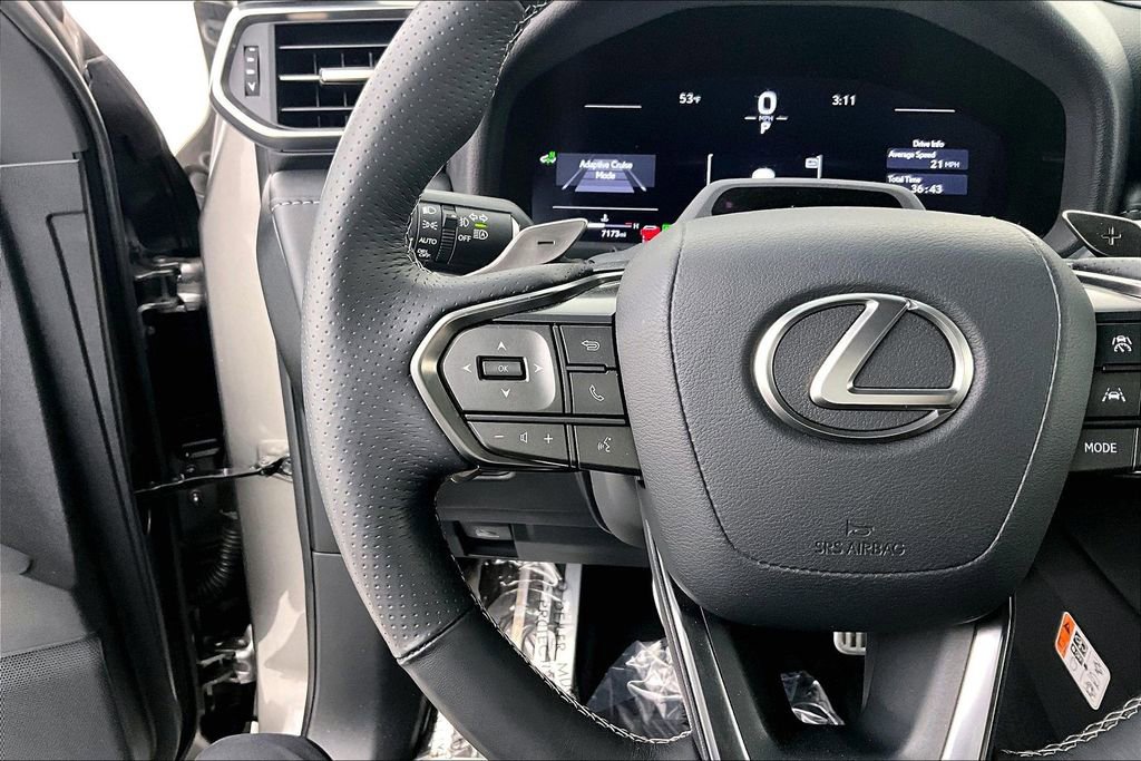 Used 2025 Lexus LX 700h F Sport image 27