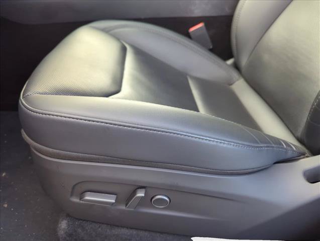 Used 2026 Tesla Model Y 2WD image 13