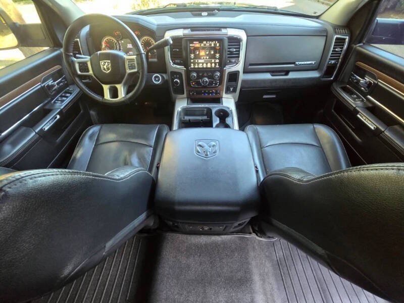 Used 2017 RAM 2500 Laramie w/ Sport Appearance Group AWD/4WD image 2