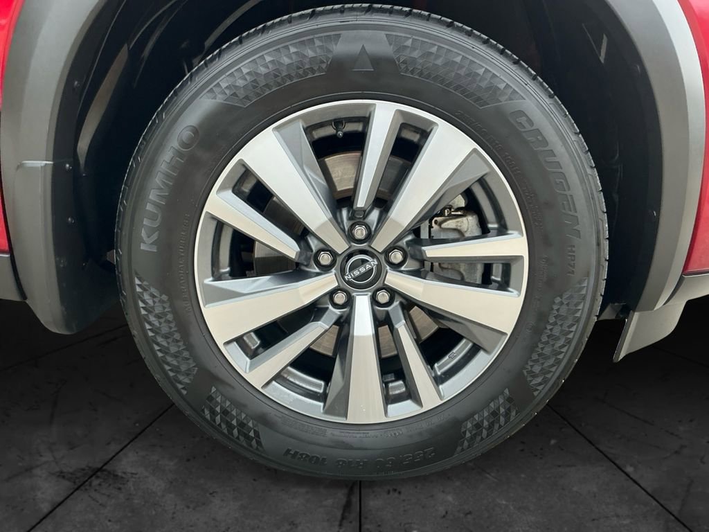 Used 2024 Nissan Pathfinder SL image 15