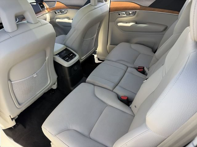 Used 2021 Volvo XC90 T8 Inscription Expression w/ Protection Package Premier AWD/4WD image 17