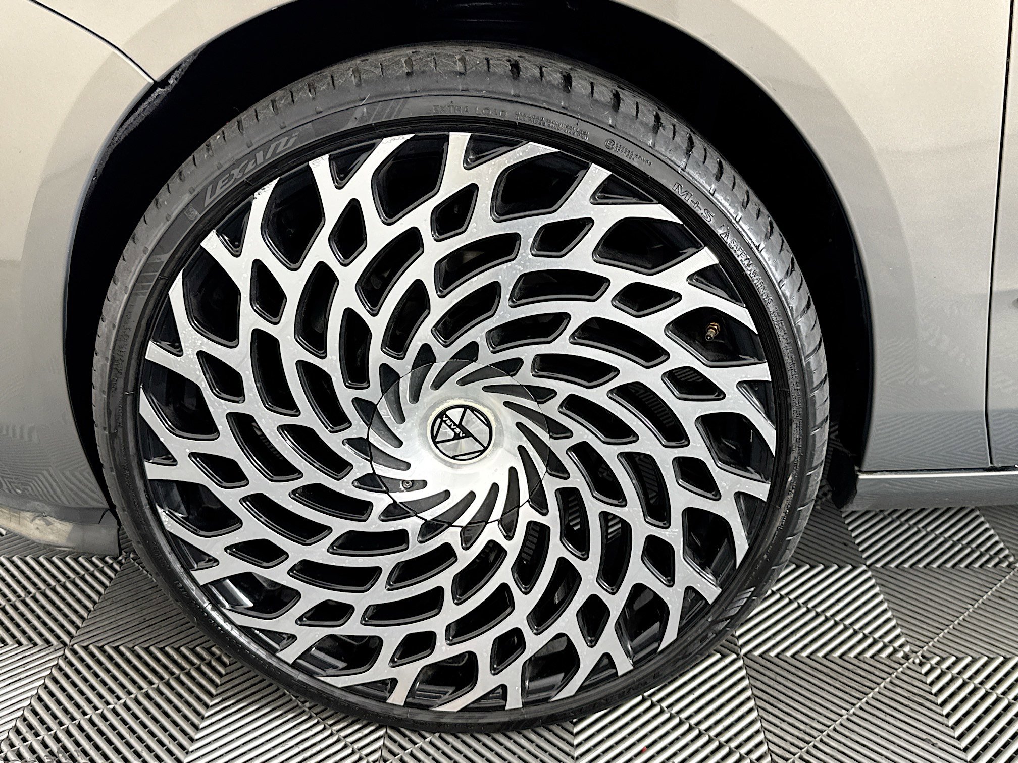 Used 2019 Chevrolet Impala LT w/ Sunroof and Spoiler Package image 69