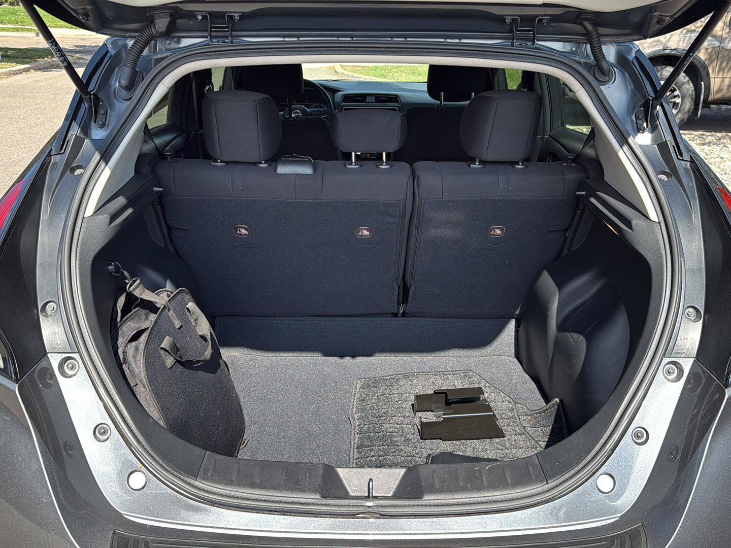 Certified 2025 Nissan Leaf SV Plus FWD image 13