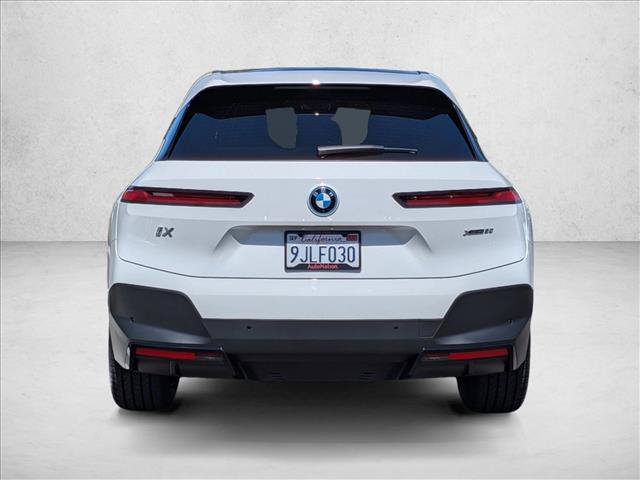Used 2024 BMW iX xDrive50 w/ Convenience Package AWD/4WD image 7