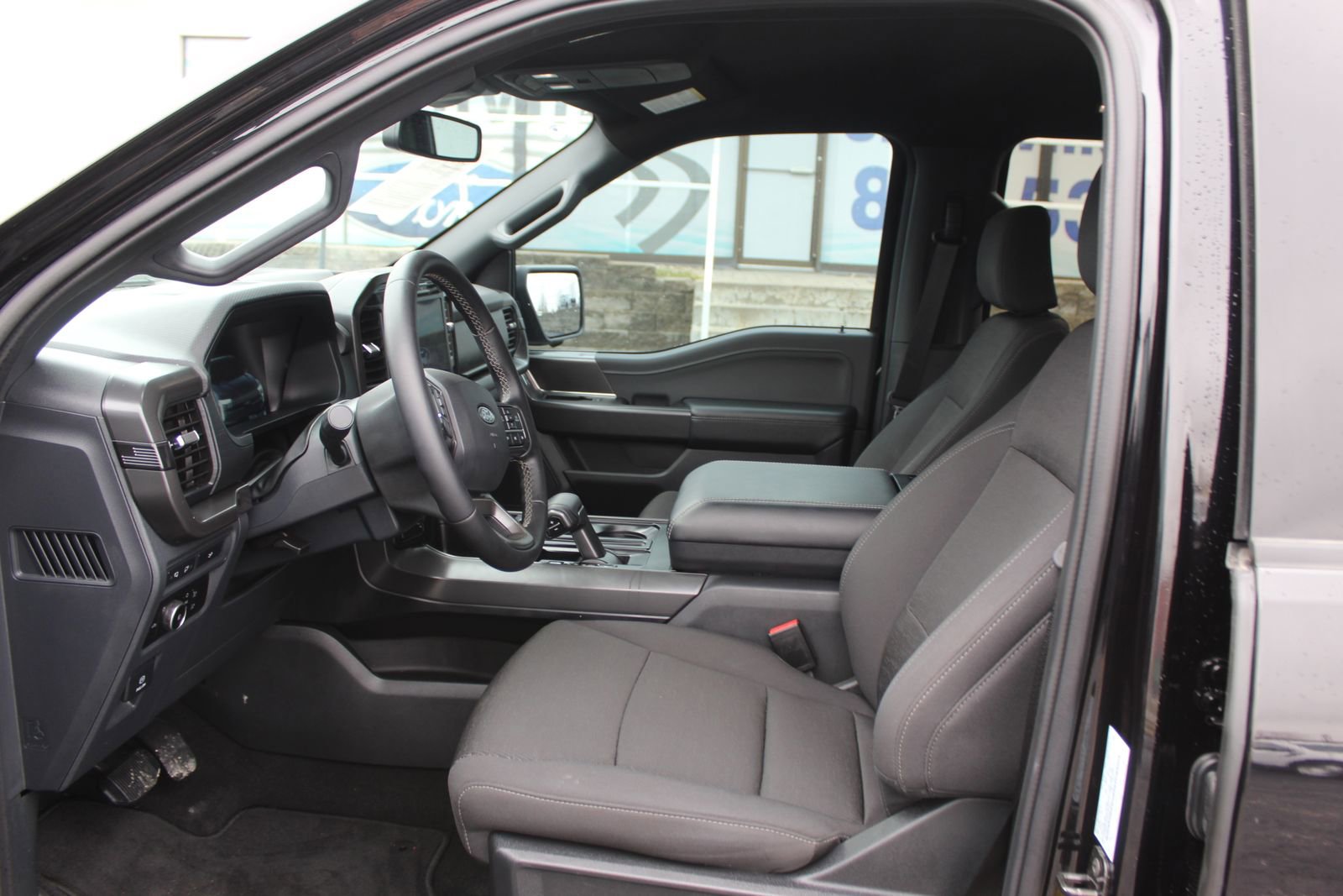 Used 2024 Ford F150 XLT w/ Equipment Group 302A MID image 26