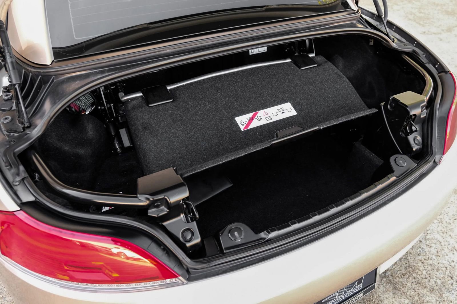 Used 2012 BMW Z4 sDrive28i image 55