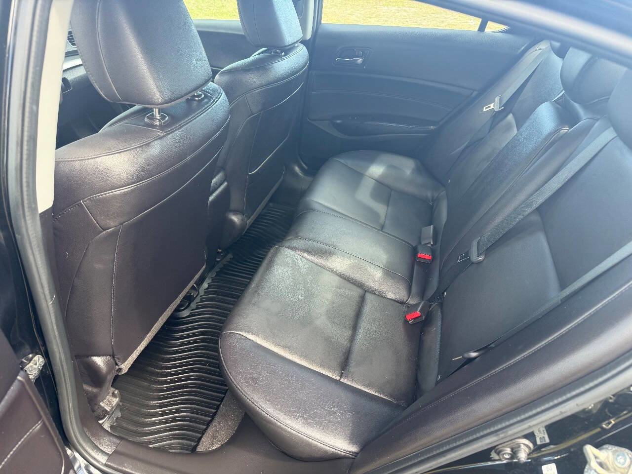 Used 2017 Acura ILX image 8