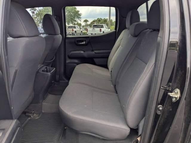 Used 2017 Toyota Tacoma TRD Sport w/ Tow Package (A/T) AWD/4WD image 13