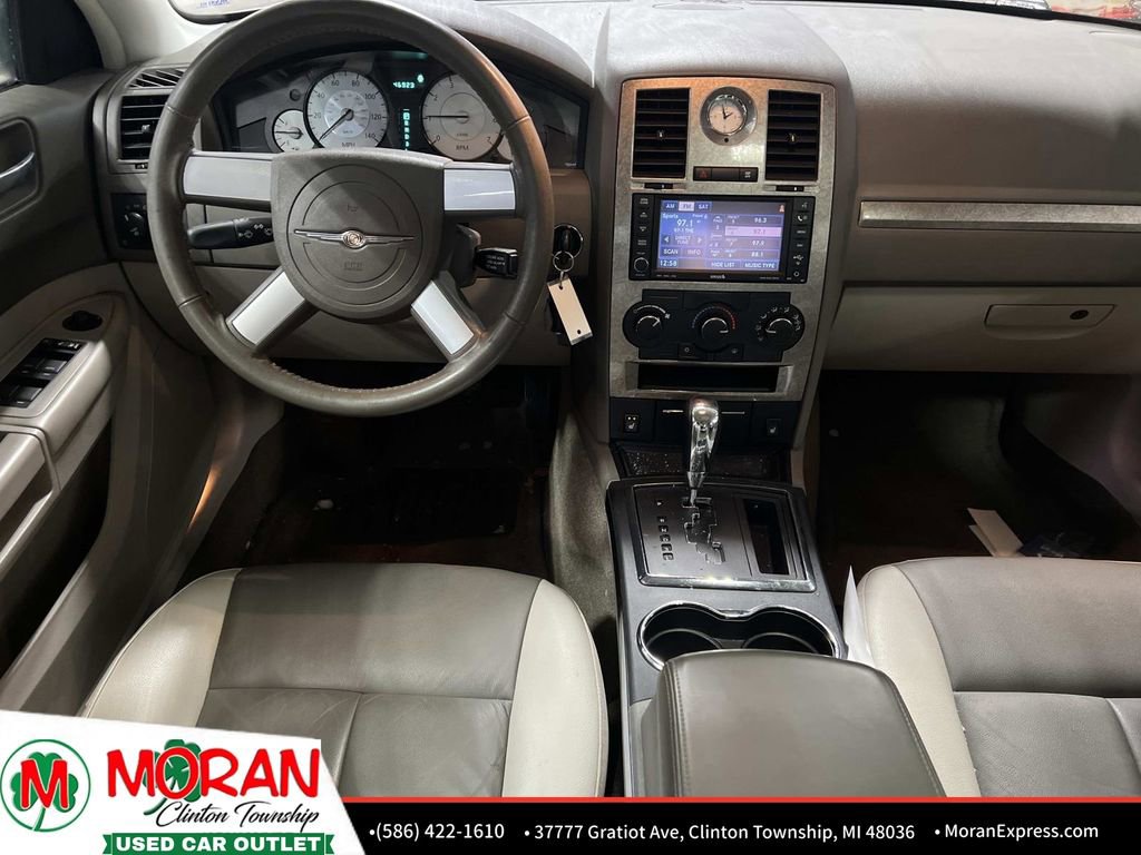 Used 2008 Chrysler 300 Touring image 14