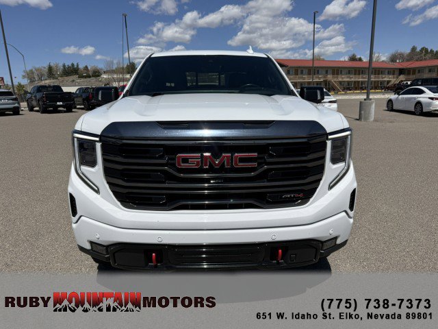 Used 2023 GMC Sierra 1500 AT4 w/ Technology Package AWD/4WD image 2