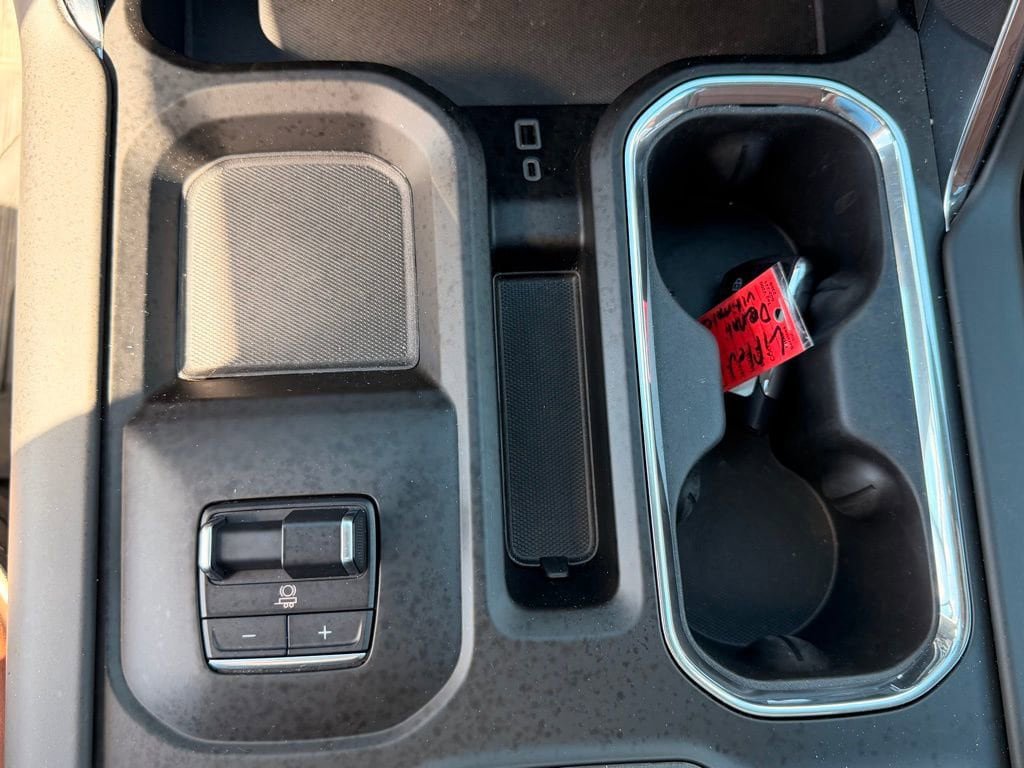 Used 2024 GMC Sierra 3500 Denali Ultimate image 21