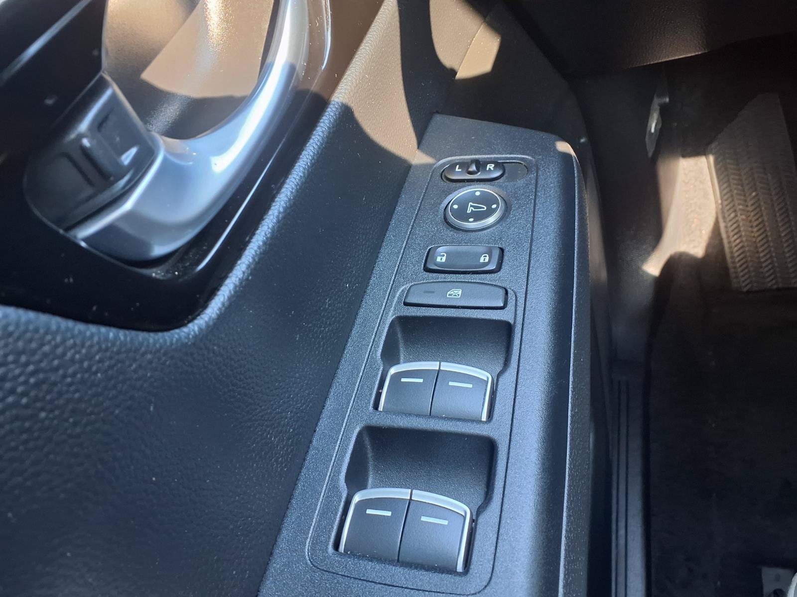 Certified 2025 Honda CR-V EX-L image 11