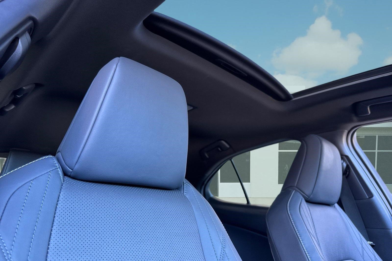 Certified 2024 Lexus UX 250h F Sport FWD image 26